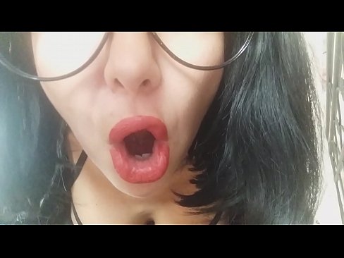 ❤️ Honey, hooyadaa anoo ah hooyadaa kuma ogolaan doonto inaad iskuul aado maanta... aad baan kuugu baahanahay... ️  Galmada dabada ❌